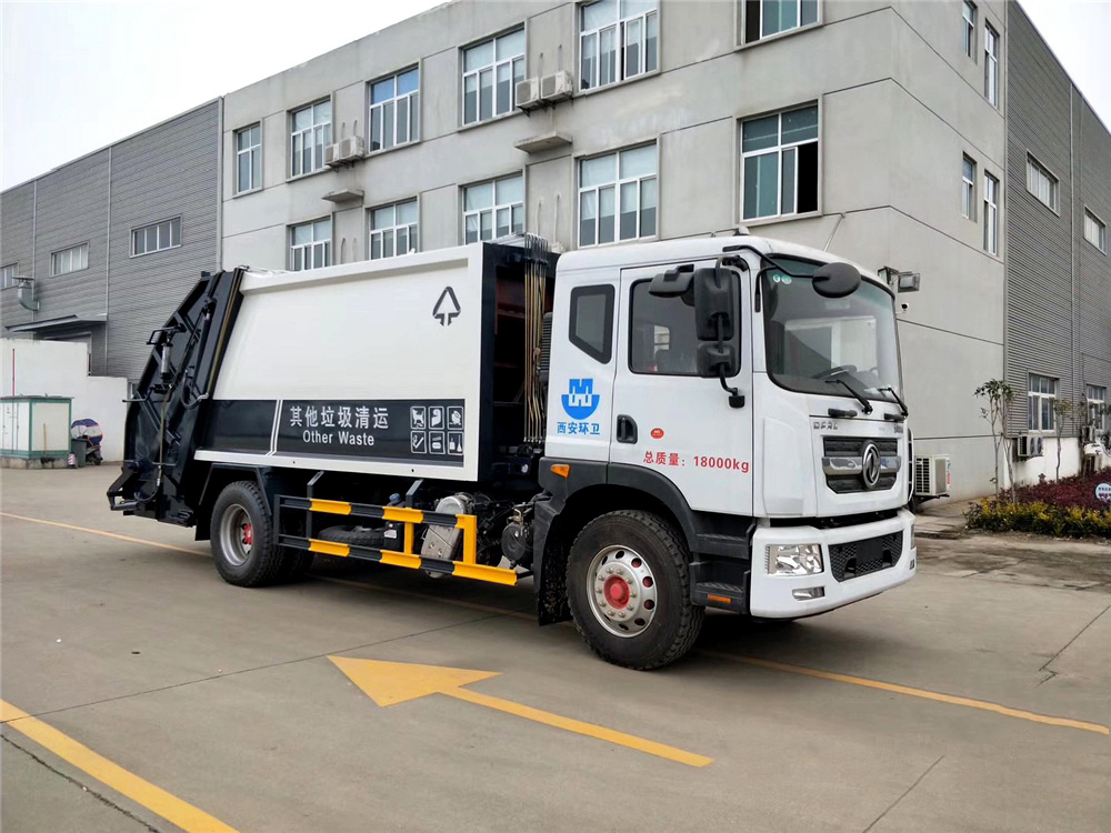 東風D9 12方壓縮垃圾車