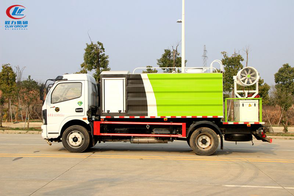 7.5方多功能抑塵車(chē)