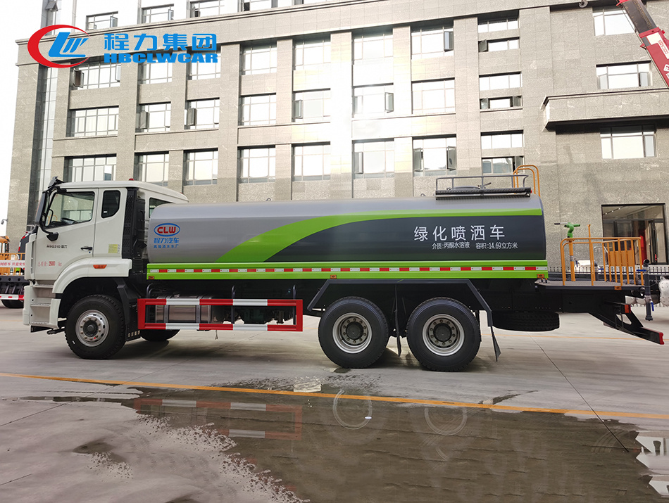 18-20方重汽后雙橋?yàn)⑺?chē)