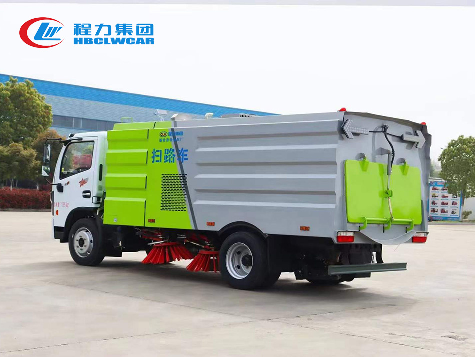 東風大多利卡掃路車