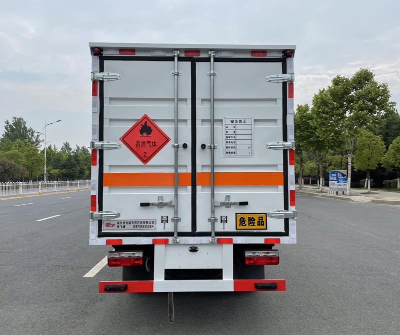 東風途逸3米9易燃氣體廂式運輸車
