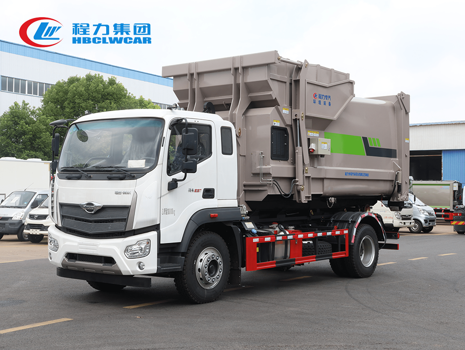 福田領航ES7勾臂垃圾車